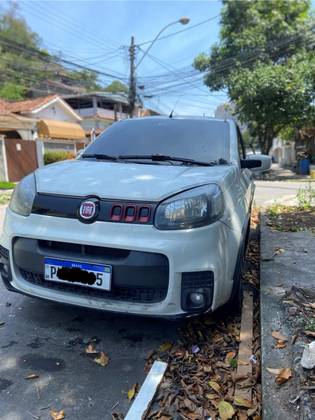 FIAT UNO 1.4 EVO SPORTING 8V FLEX 4P AUTOMATIZADO